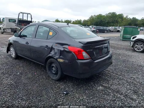 2015 Nissan Versa 1.6 S+ VIN 3N1CN7AP4FL872442 фото 3