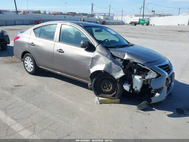 3N1CN7AP3FL939192 — 2015 Nissan Versa 1.6 S, Передняя часть (Front End), фото до ремонта