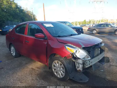 3N1CN7AP9GL916811 — 2016 Nissan Versa 1.6 S, Передняя часть (Front End), фото до ремонта