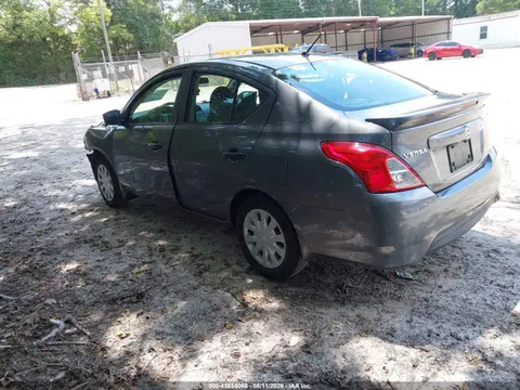 2017 Nissan Versa 1.6 S+ VIN 3N1CN7AP2HL870000 фото 3