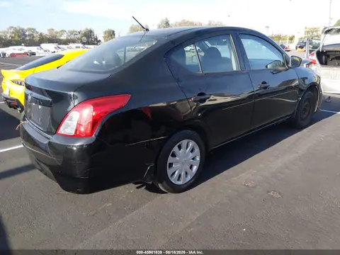 2017 Nissan Versa 1.6 S VIN 3N1CN7AP9HL853906 фото 4