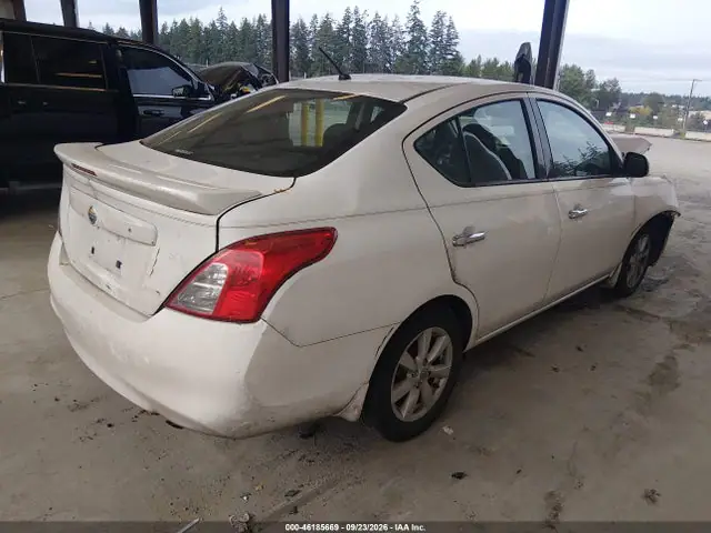 3N1CN7AP9EL865551 — 2014 Nissan Versa 1.6 SV, фото 4 с аукциона IAAI 14.10.2026, Передняя часть