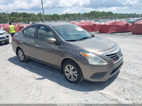 3N1CN7AP6FL808161 — 2015 Nissan Versa 1.6 SV, Задняя часть слева (Left Rear), фото до ремонта