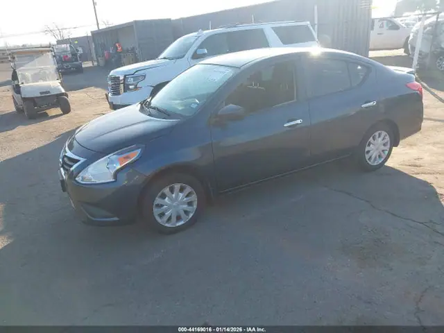 3N1CN7AP4HL902431 — 2017 Nissan Versa 1.6 SV, фото 2 с аукциона IAAI 14.10.2026, Передняя часть
