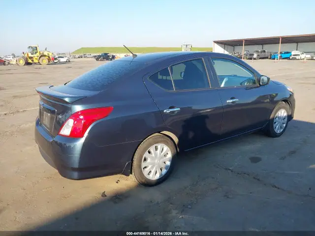 3N1CN7AP4HL902431 — 2017 Nissan Versa 1.6 SV, фото 4 с аукциона IAAI 14.10.2026, Передняя часть