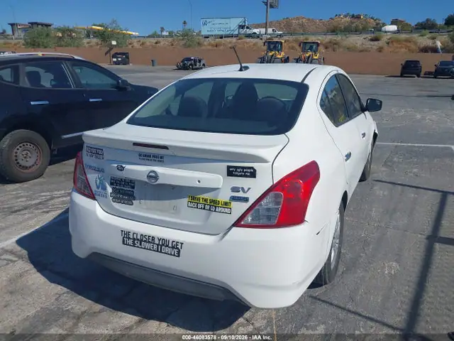3N1CN7AP3JL801502 — 2018 Nissan Versa 1.6 SV, фото 4 с аукциона IAAI 14.10.2026, Передняя часть слева