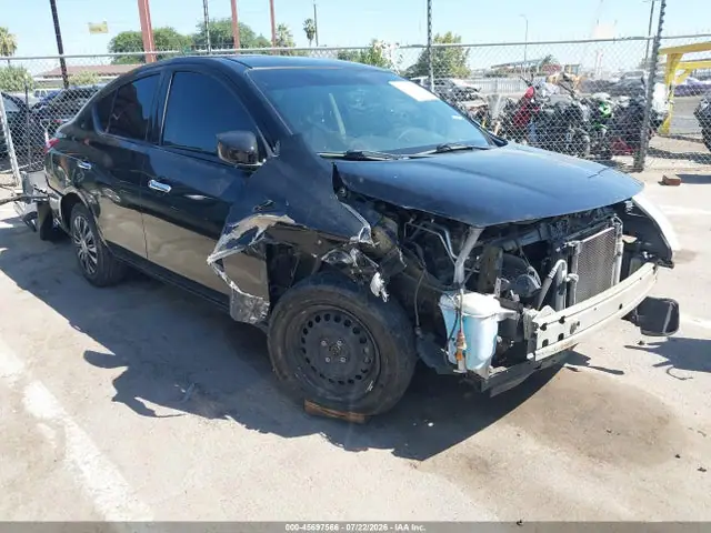 3N1CN7APXKL813907 — 2019 Nissan Versa 1.6 SV, Передняя часть (Front End), фото до ремонта