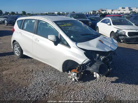 3N1CE2CP7JL363504 — 2018 Nissan Versa Note 1.6 S/1.6 SR/1.6 SV/SV, Передняя часть (Front), фото до ремонта