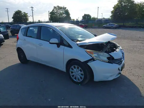 3N1CE2CP8EL367020 — 2014 Nissan Versa Note SV, Передняя часть (Front End), фото до ремонта