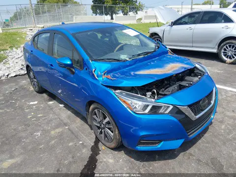3N1CN8EV9LL838085 — 2020 Nissan Versa SV Xtronic Cvt, Передняя часть (Front End), фото до ремонта