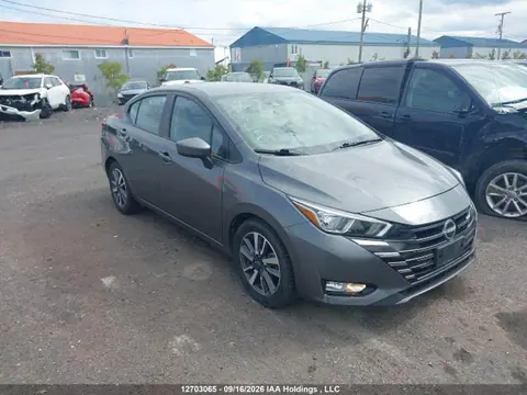 3N1CN8EV9RL858281 — 2024 Nissan Versa SV, Левый бок (Left Side), фото до ремонта