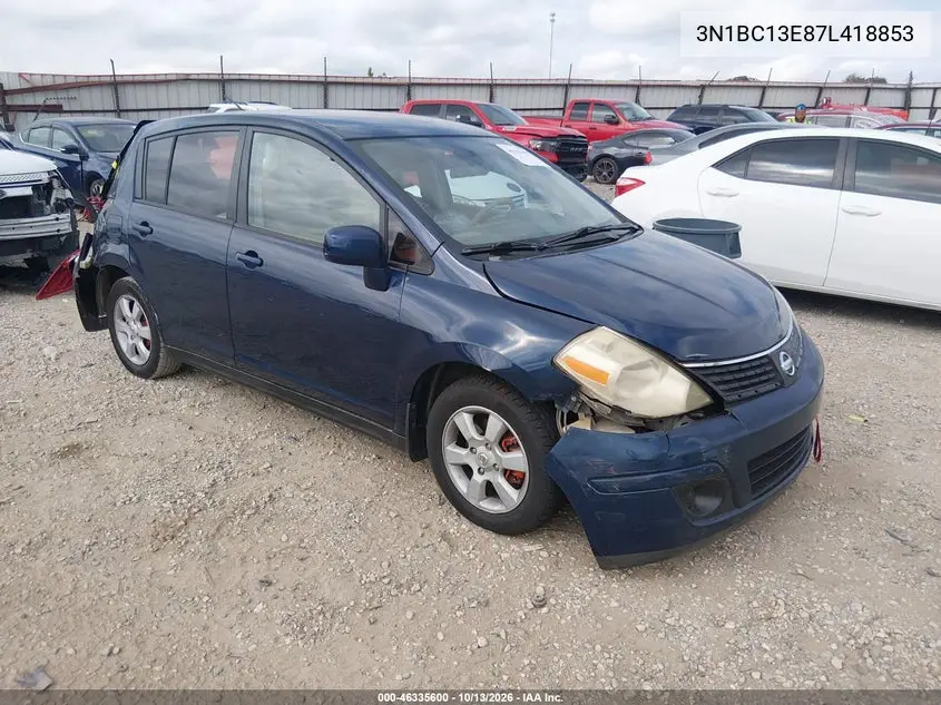 3N1BC13E87L418853 — 2007 Nissan Versa, фото 2 с аукциона IAAI, Задняя часть