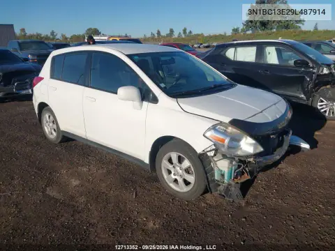 3N1BC13E29L487914 — 2009 Nissan Versa, Передняя часть, фото до ремонта