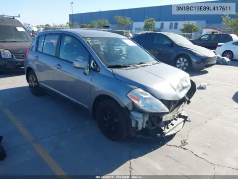 3N1BC13E89L417611 — 2009 Nissan Versa, Передняя часть, фото до ремонта