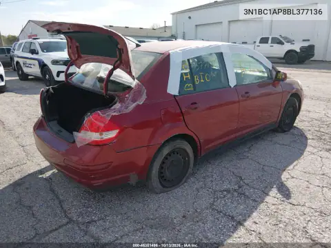 3N1BC1AP8BL377136 — 2011 Nissan Versa, фото 4 с аукциона IAAI, Задняя часть
