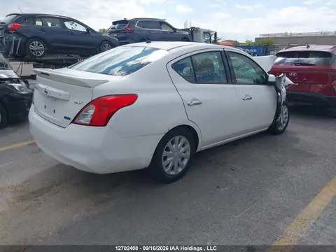 2014 Nissan Versa VIN 3N1CN7AP4EL812563 фото 4