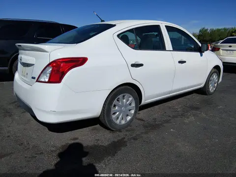 2015 Nissan Versa 1.6 S+ VIN 3N1CN7AP5FL901043 фото 4