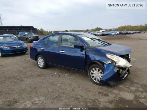 3N1CN7AP1JL813096 — 2018 Nissan Versa, Передняя часть, фото до ремонта
