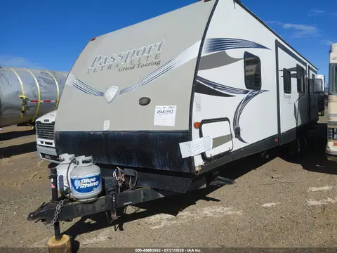2016 Passport Other VIN 4YDT33229GX415370 фото 2