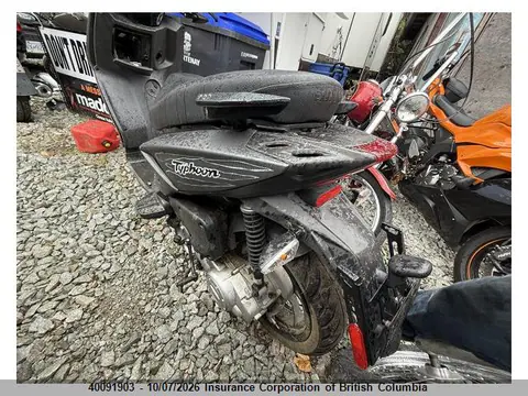 2024 Piaggio Typhoon 50 VIN ZAPC506B5R4005075 фото 3