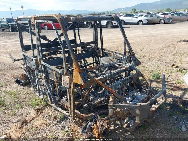 2024 Polaris Ranger Crew Xp 1000 Northstar Ultimate VIN 4XARSY997R8091193 фото 1