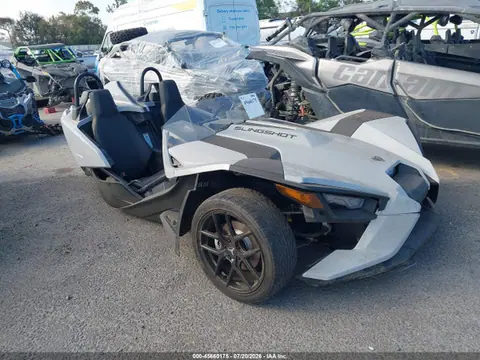 57XAATHD5N8149188 — 2022 Polaris Slingshot S With Technology Package, Ходовая часть (Undercarriage), фото до ремонта