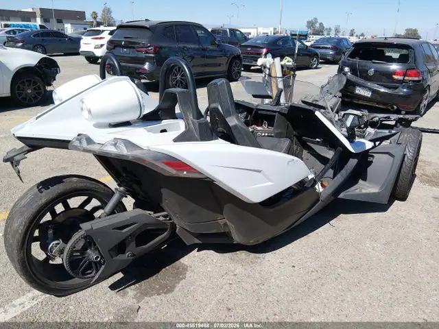 57XAASHD1P8160881 — 2023 Polaris Slingshot S, фото 4 с аукциона IAAI 29.09.2026, Передняя часть
