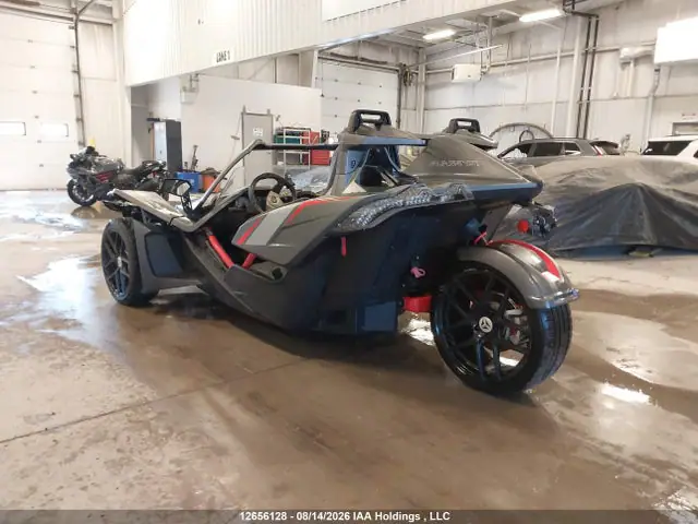 2018 Polaris Slingshot Sl VIN 57XAAPFA7J8128417 фото 3