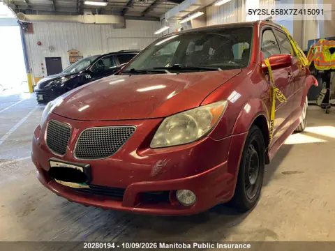 2007 Pontiac Vibe VIN 5Y2SL658X7Z415091 фото 2