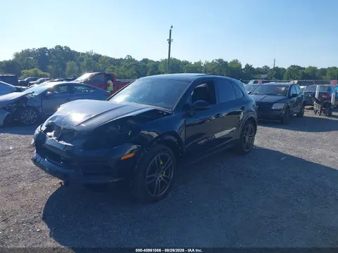 2022 Porsche Cayenne E-hybrid Platinum Edition VIN WP1AE2AY4NDA26038 фото 2