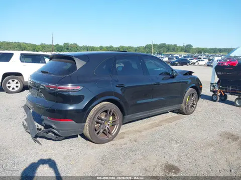 2022 Porsche Cayenne E-hybrid Platinum Edition VIN WP1AE2AY4NDA26038 фото 4