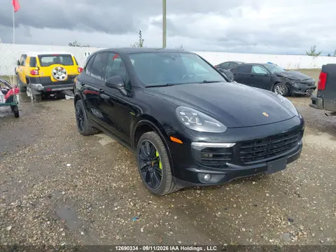 WP1AE2A2XJLA70735 — 2018 Porsche Cayenne E-Hybrid S/S Platinum Edition, Подтопление (Water), фото до ремонта