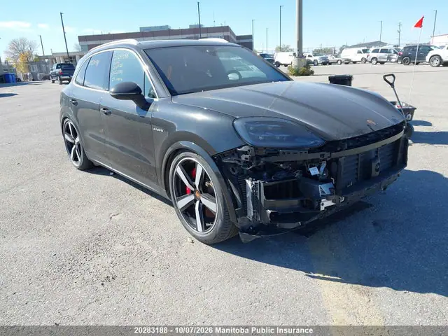 WP1AN2AY6SDA22343 — 2025 Porsche Cayenne Phev, Передняя часть (Front), фото до ремонта