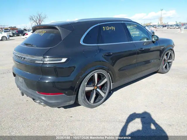 WP1AN2AY6SDA22343 — 2025 Porsche Cayenne Phev, фото 4 с аукциона IAAI 14.10.2026, Передняя часть