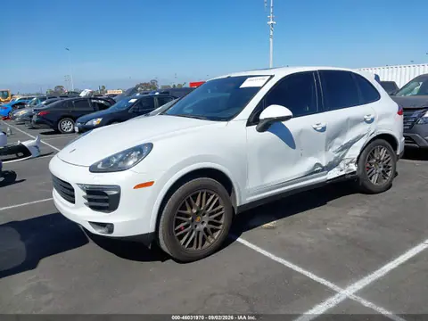 2018 Porsche Cayenne Platinum Edition VIN WP1AA2A25JKA02912 фото 2