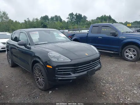 WP1AA2AY6NDA00357 — 2022 Porsche Cayenne Platinum Edition, Задняя часть (Rear), фото до ремонта