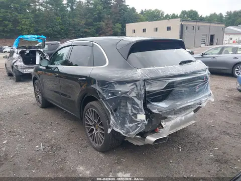 2022 Porsche Cayenne Platinum Edition VIN WP1AA2AY6NDA00357 фото 3