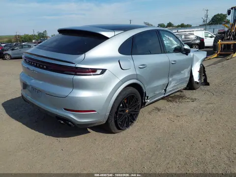 2026 Porsche Cayenne VIN WP1BA2AY9TDA36142 фото 4
