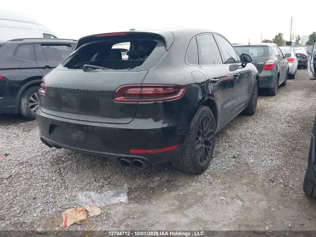 WP1AG2A57JLB64740 — 2018 Porsche Macan Gts, фото 4 с аукциона IAAI 14.10.2026, Подтопление
