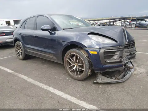 WP1AA2A57PLB02040 — 2023 Porsche Macan T, Передняя часть (Front End), фото до ремонта