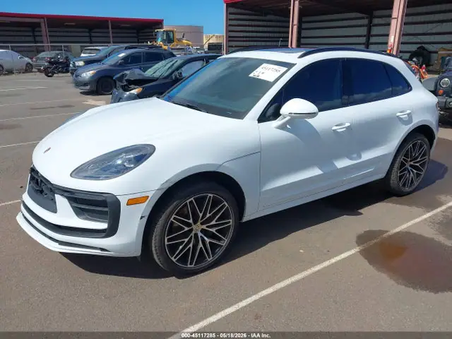 2024 Porsche Macan T VIN WP1AA2A51RLB13666 фото 2