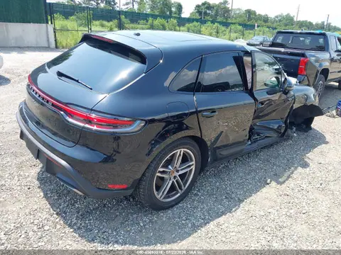 2025 Porsche Macan T VIN WP1AA2A50SLB09646 фото 4