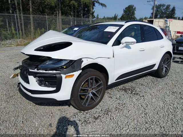 WP1AA2A52SLB03072 — 2025 Porsche Macan T, фото 2 с аукциона IAAI 30.09.2026, Передняя часть
