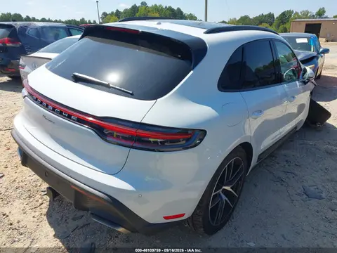 2025 Porsche Macan T VIN WP1AA2A50SLB15513 фото 4