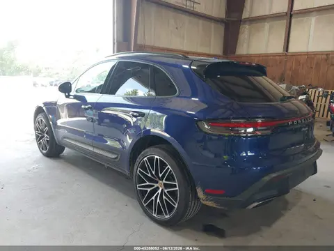 2026 Porsche Macan T VIN WP1AA2A54TLB07190 фото 3