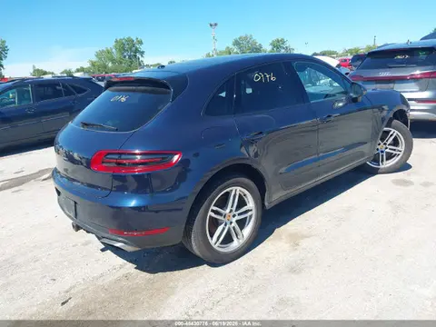 2017 Porsche Macan VIN WP1AA2A52HLB02979 фото 4