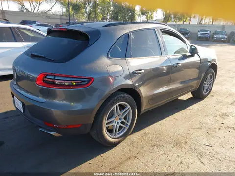 2018 Porsche Macan VIN WP1AA2A54JLB22558 фото 4