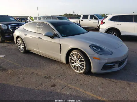 WP0AA2A7XJL109204 — 2018 Porsche Panamera 4, Угон (Theft), фото до ремонта