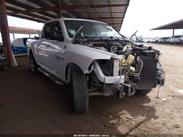 1C6RR6GT7HS752074 — 2017 RAM 1500 Big Horn 4X2 6'4 Box, Передняя часть (Front End), фото до ремонта