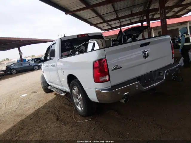1C6RR6GT7HS752074 — 2017 RAM 1500 Big Horn 4X2 6'4 Box, фото 3 с аукциона IAAI 13.10.2026, Передняя часть